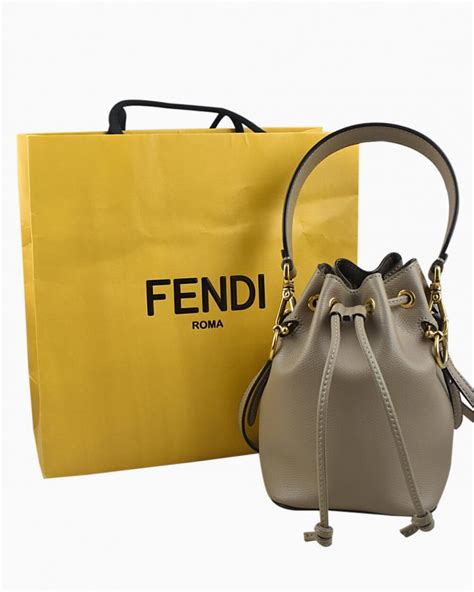 bolsas fendi site oficial|fendi catalogue.